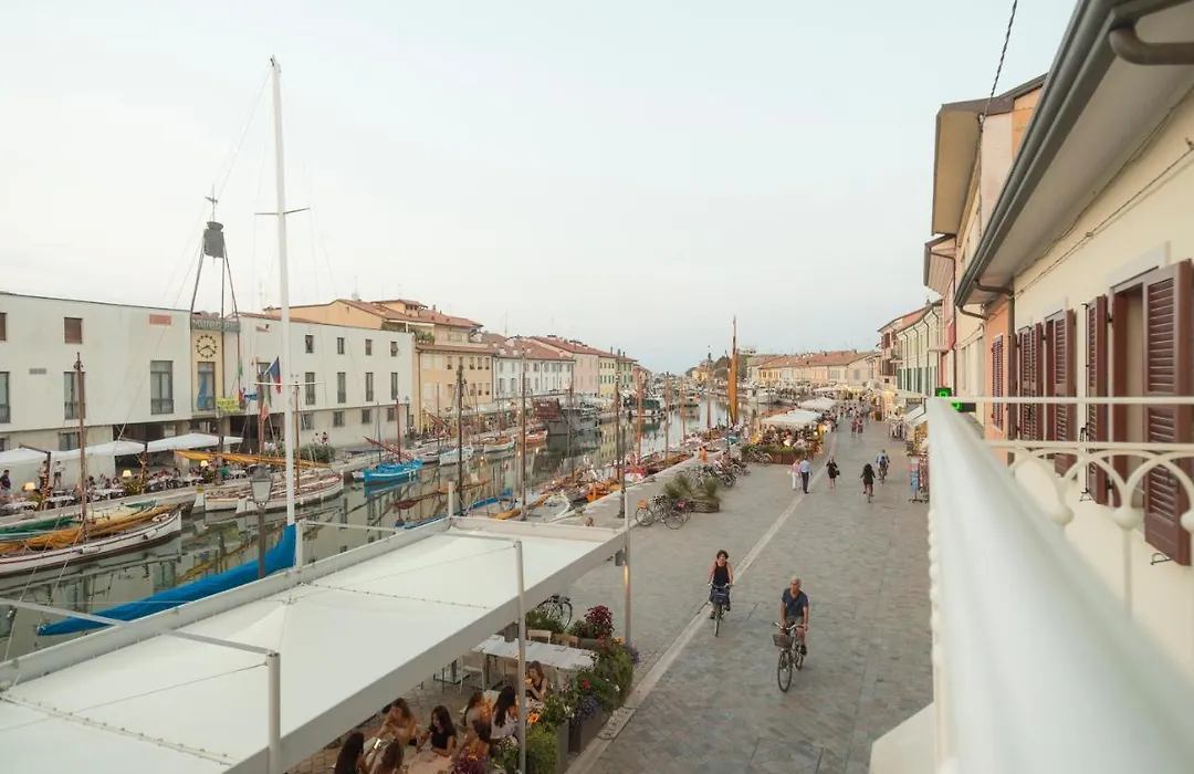 Porto Canale B & B-1